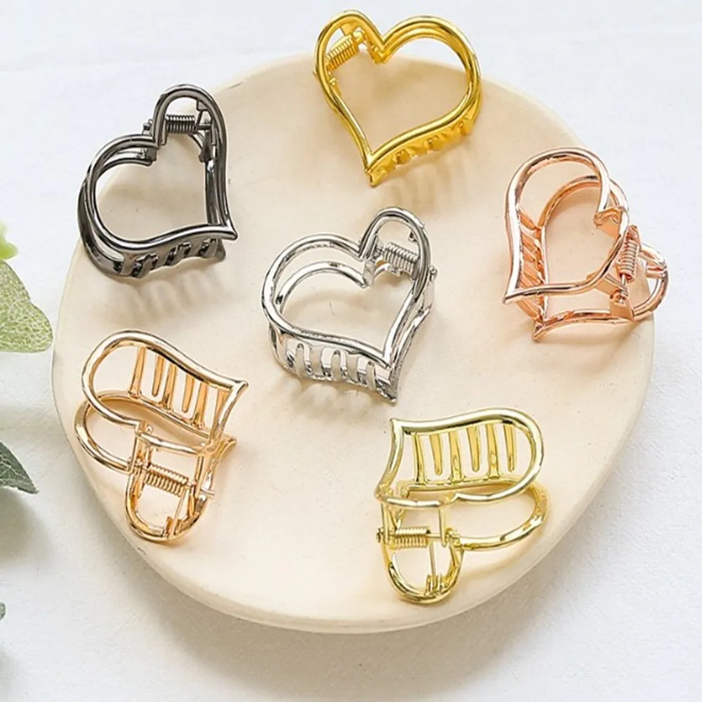 Retro Minimalist Metal Catch Clip Hair Wild Love Small Catch Clip Metal Love Catch Clip New Arrival
Retro Minimalist Metal Catch Clip Hair Wild Love Small Catch Clip Metal Love Catch Clip New Arrival
