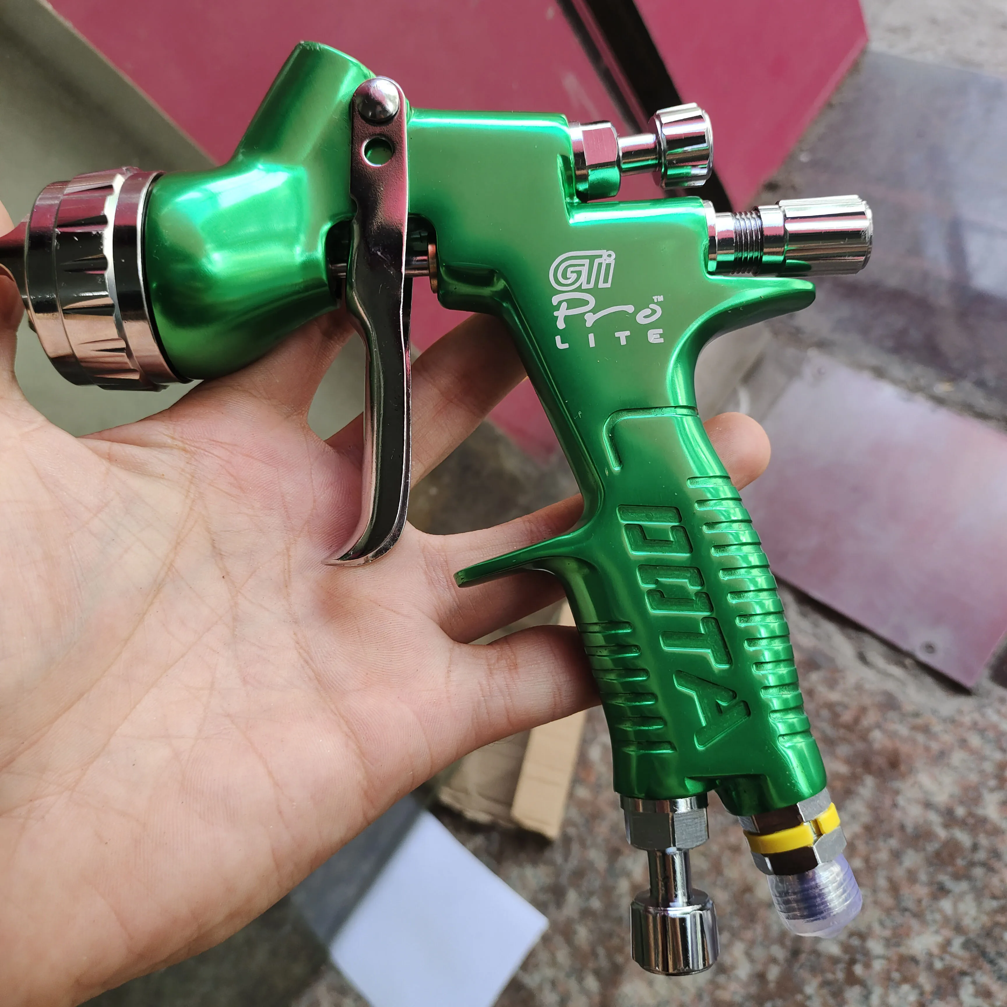 High Quality DOTA Spray Gun T110 1.8mm GTI Pro Painting Gun Nozzle Paint Gun Water Based Air Spray Gun Airbrush
High Quality DOTA Spray Gun T110 1.8mm GTI Pro Painting Gun Nozzle Paint Gun Water Based Air Spray Gun Airbrush