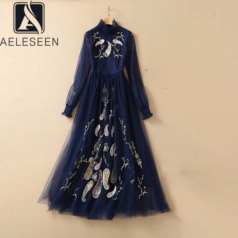 Женское дизайнерское платье AELESEEN, модельное длинное платье с оборками и синими цветами, весна 2021
Женское дизайнерское платье AELESEEN, модельное длинное платье с оборками и синими цветами, весна 2021
