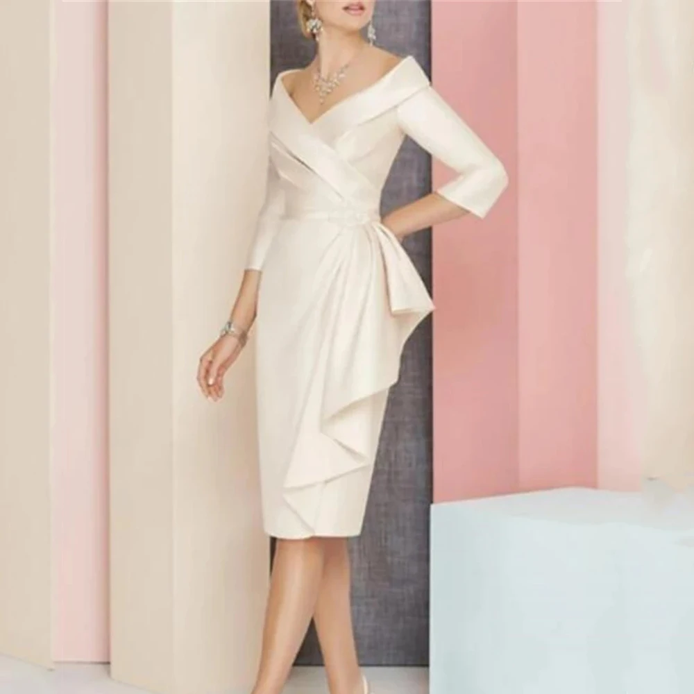 Gorgeous Short Sheath Mother of the Bride Dresses 2021 Lace 3/4 Sleeve Scoop Neck Sashes Wedding Knee Length Satin Guest Gowns
Gorgeous Short Sheath Mother of the Bride Dresses 2021 Lace 3/4 Sleeve Scoop Neck Sashes Wedding Knee Length Satin Guest Gowns