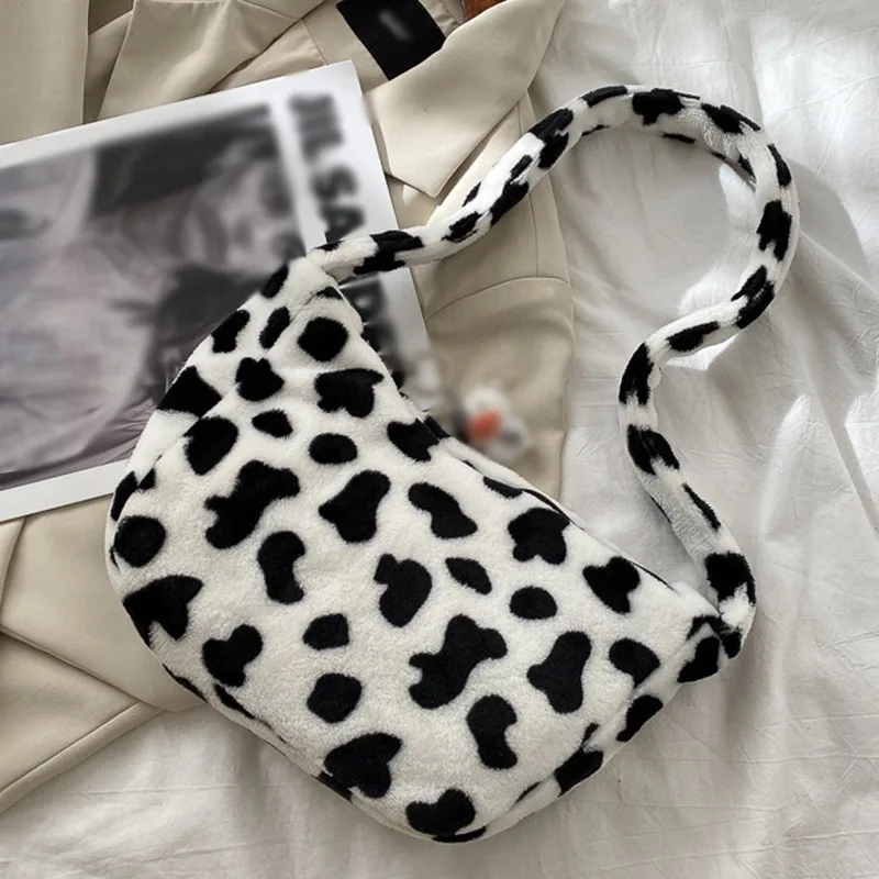 New Fashion Autumn And Winter Super Soft Plush Portable Shoulder Bag Printing Cute Small Square Bag Girls
New Fashion Autumn And Winter Super Soft Plush Portable Shoulder Bag Printing Cute Small Square Bag Girls