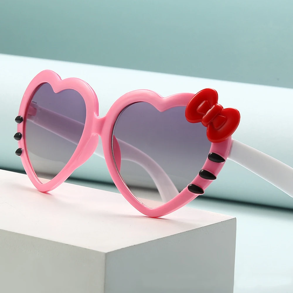 2021 Children Kids Heart Shaped Colors Sunglasses Baby Girl Boy Uv400 Goggles Outdoor Kids Summer Beach Holiday Eyewear
2021 Children Kids Heart Shaped Colors Sunglasses Baby Girl Boy Uv400 Goggles Outdoor Kids Summer Beach Holiday Eyewear