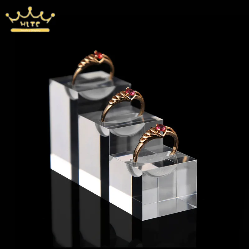 Transparent Ring Holder Jewelry Display Props Acrylic Ring Display Frame Wear Ring Seat Display Stand for Storage
Transparent Ring Holder Jewelry Display Props Acrylic Ring Display Frame Wear Ring Seat Display Stand for Storage