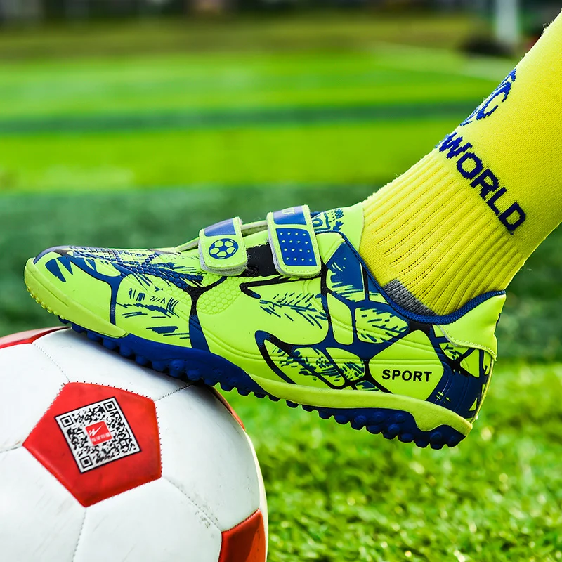 Kids Football Soccer Athletic Soccer Shoes 2021 New Leather Big Size High Top Soccer Cleats Training Football Sneaker Boy 
Kids Football Soccer Athletic Soccer Shoes 2021 New Leather Big Size High Top Soccer Cleats Training Football Sneaker Boy