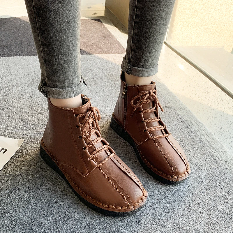 Новые осенне-зимние короткие женские ботинки, женская обувь на плоской подошве из хлопка для студентов
Новые осенне-зимние короткие женские ботинки, женская обувь на плоской подошве из хлопка для студентов