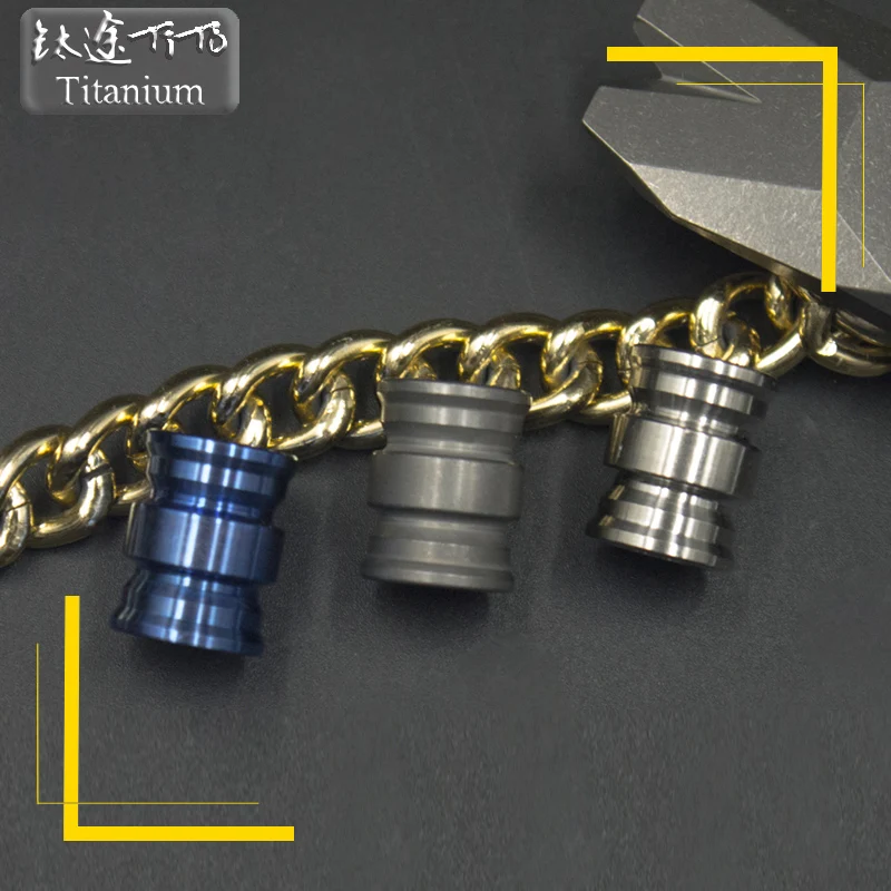 Titanium alloy finger tiger knife pendant EDC umbrella rope pendant buckle zirconium tail rope pendant titanium fingertip top
Titanium alloy finger tiger knife pendant EDC umbrella rope pendant buckle zirconium tail rope pendant titanium fingertip top
