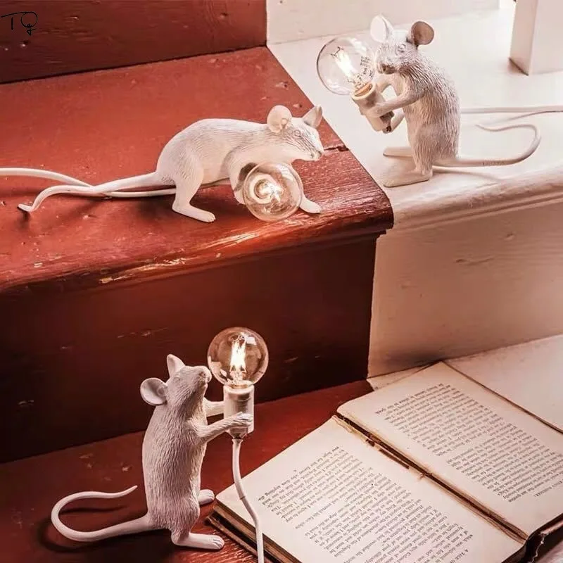 Nordic Animal Resin Mouse Lamp Seletti Mouse Table Lamps Cute Lovely Desk Lights Decor Living/Dining Room Bedroom Bedside Study
Nordic Animal Resin Mouse Lamp Seletti Mouse Table Lamps Cute Lovely Desk Lights Decor Living/Dining Room Bedroom Bedside Study