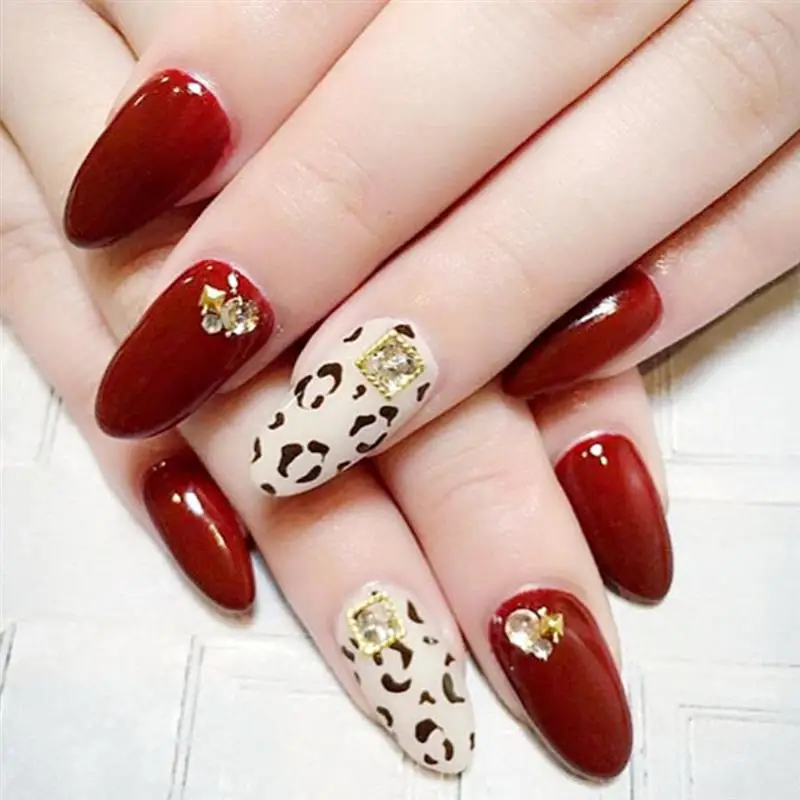 24PCS Kapmore False Nail Pure Color Crystal Leopard Fake Nail Crystal Decor with Glue for Wedding Party Nail Decoration
24PCS Kapmore False Nail Pure Color Crystal Leopard Fake Nail Crystal Decor with Glue for Wedding Party Nail Decoration