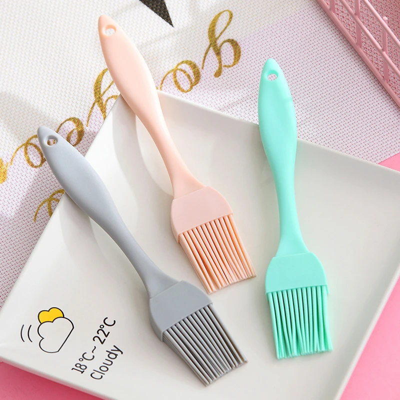Silicone Pastry Brush Universal Kitchen Baking Oil Brush BBQ Grilling Brush Kitchen Bar Cake Baking Tools Utensil Supplies
Silicone Pastry Brush Universal Kitchen Baking Oil Brush BBQ Grilling Brush Kitchen Bar Cake Baking Tools Utensil Supplies