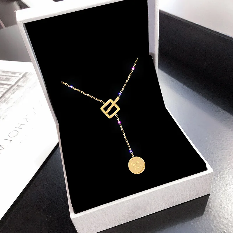 Lucky Necklace Female English Square Web Celebrity Collarbone Chain Fashion Temperament Personality Minority Design Sense With J 
Lucky Necklace Female English Square Web Celebrity Collarbone Chain Fashion Temperament Personality Minority Design Sense With J