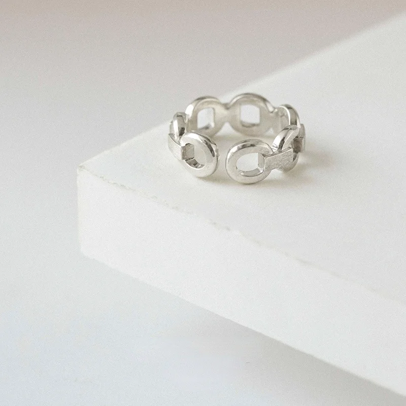 Sudrov 2020 Autumn and Winter New Personalized Fashion Sterling Silver Ring Female Fashion Special-Interest Design Ins Normcore
Sudrov 2020 Autumn and Winter New Personalized Fashion Sterling Silver Ring Female Fashion Special-Interest Design Ins Normcore