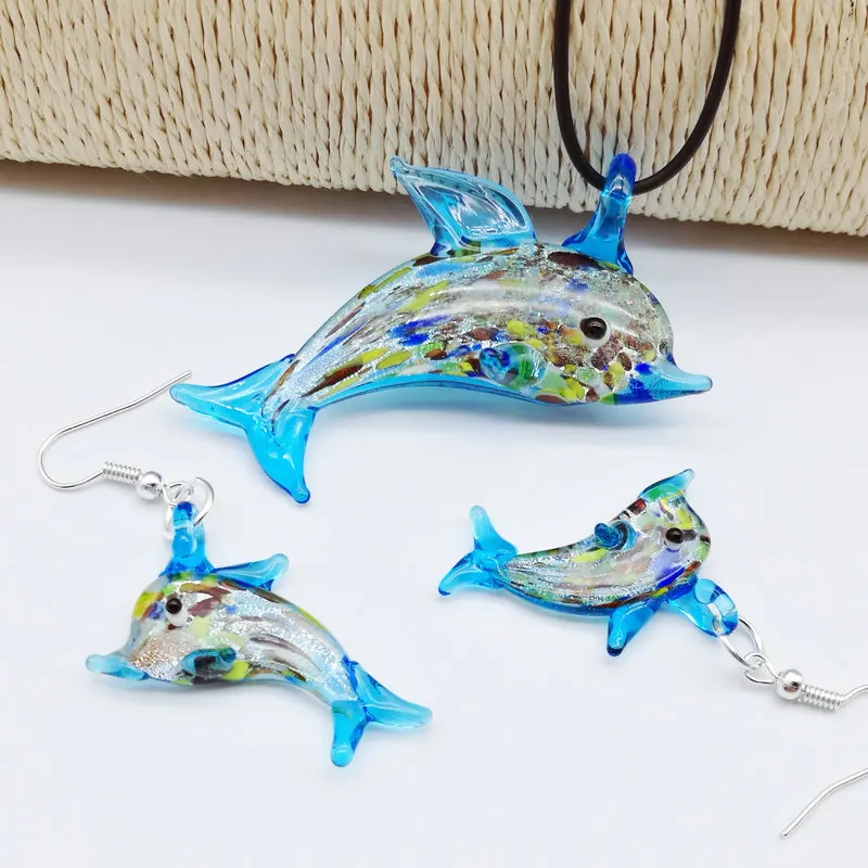 1Set Chinese Style Glass Murano NEW Trendy Creative DIY Blue Love Dolphin Pendant Necklace For Women Animal Charm Jewelry Gift
1Set Chinese Style Glass Murano NEW Trendy Creative DIY Blue Love Dolphin Pendant Necklace For Women Animal Charm Jewelry Gift