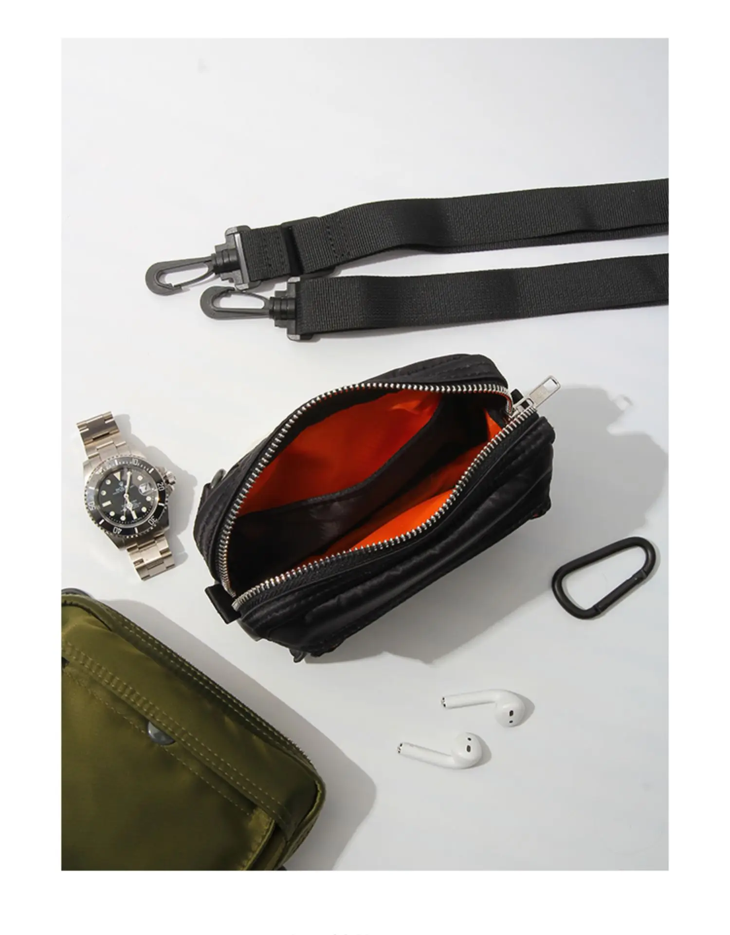 2021ss Japanese Style Crossbody Bag Unisex Nylon Cloth Shoulder Bag Waterproof Mens Tanker Pouch Fashion Designer Handbag
2021ss Japanese Style Crossbody Bag Unisex Nylon Cloth Shoulder Bag Waterproof Mens Tanker Pouch Fashion Designer Handbag