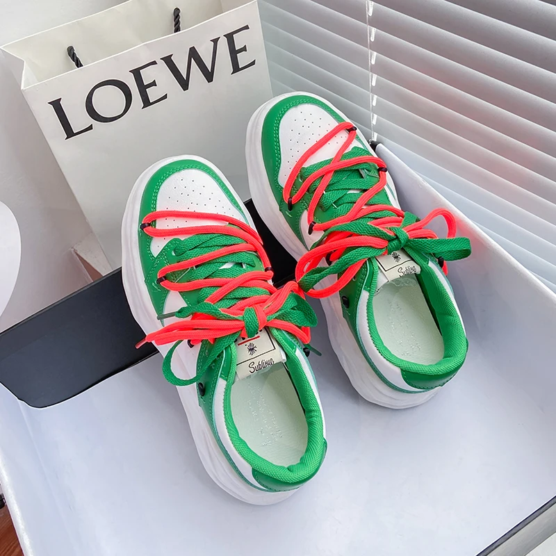 Ins dissolving sole small white shoes women 2021 autumn new thick bottomed muffin running shoes female students
Ins dissolving sole small white shoes women 2021 autumn new thick bottomed muffin running shoes female students