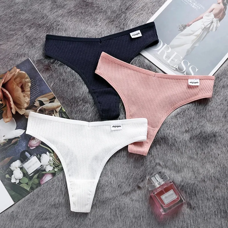 Sexy Girls Pure Cotton Briefs Low-waist Seamless Breathable Underwear Ladies Sports Style Japanese Threaded High Cross Pants
Sexy Girls Pure Cotton Briefs Low-waist Seamless Breathable Underwear Ladies Sports Style Japanese Threaded High Cross Pants