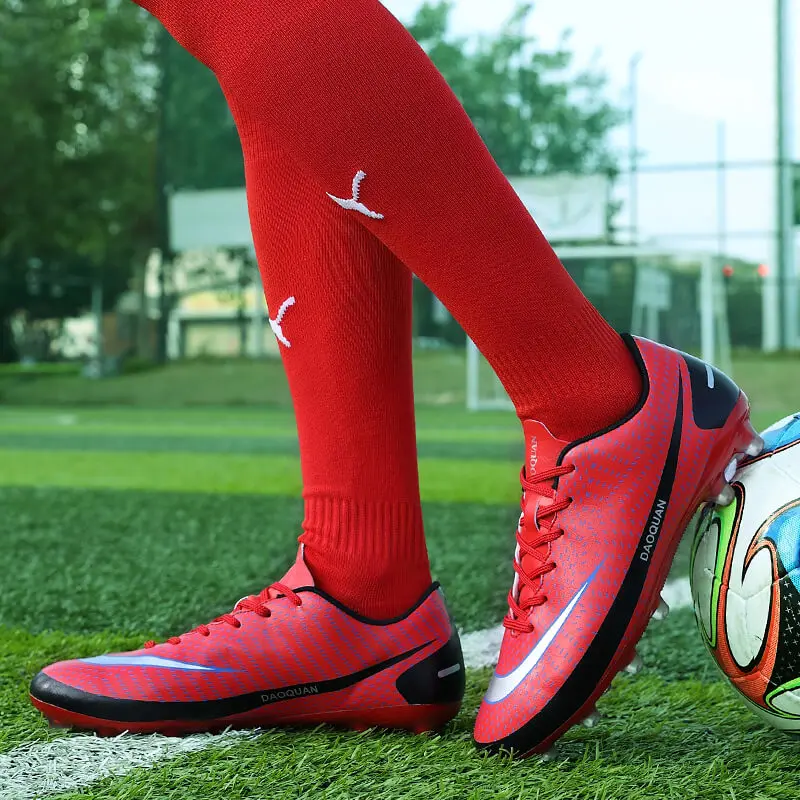 Men Sneakers Football Shoes Training Sport Cleats Turf Shoe Professional Kids Fustal Chaussures Hombre Outdoor Boys Soccer Shoes
Men Sneakers Football Shoes Training Sport Cleats Turf Shoe Professional Kids Fustal Chaussures Hombre Outdoor Boys Soccer Shoes