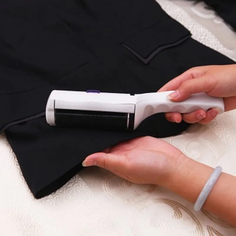 Electrostatic Cloth Lint Dust Remover Brush Animal Pet Hair Cleaner Home Supply Tool SP99
Electrostatic Cloth Lint Dust Remover Brush Animal Pet Hair Cleaner Home Supply Tool SP99