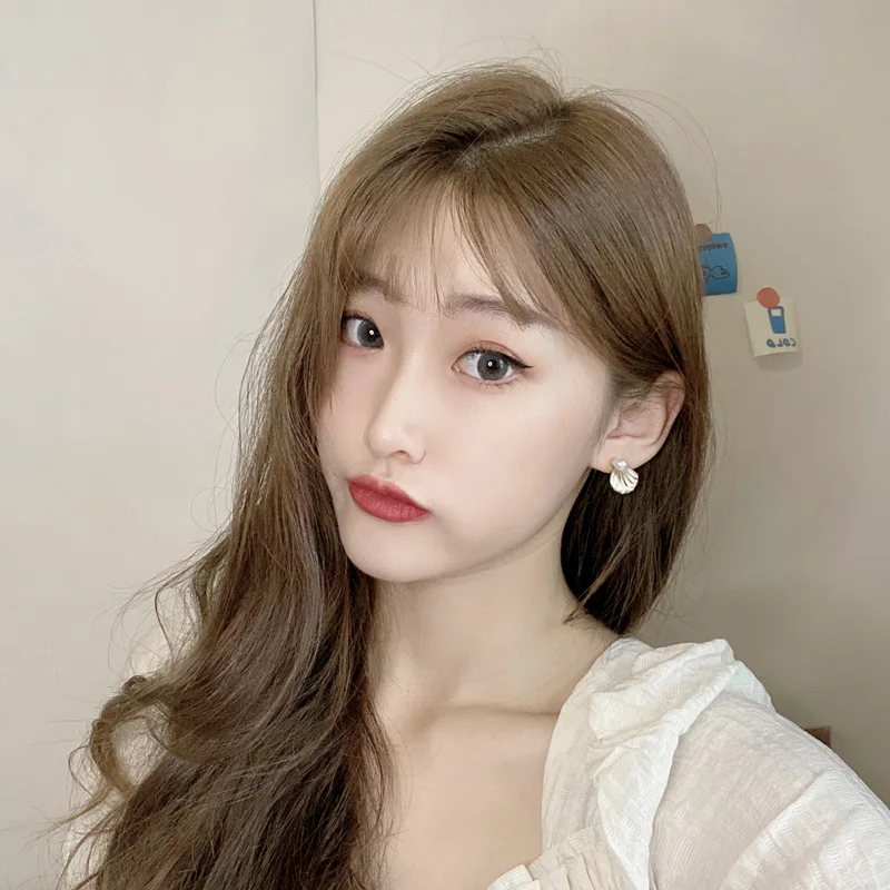 Creative fashion temperament shell shape stud earrings pearl ear clip
Creative fashion temperament shell shape stud earrings pearl ear clip