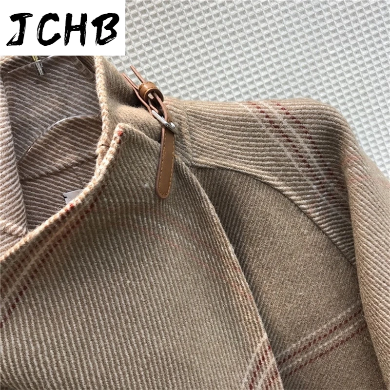 2021 Spring Early Coat Women Luxury Brand New British Plaid Lapel Loose Cashmere Commute Long Sleeve Single Breasted Coats
2021 Spring Early Coat Women Luxury Brand New British Plaid Lapel Loose Cashmere Commute Long Sleeve Single Breasted Coats