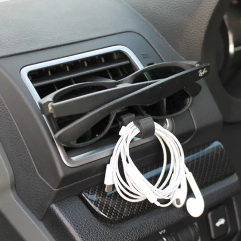 2pcs New Car Air Conditioning Clip Glasses Key Earphone Hook Portable Phone Stand Interior Stowing Tidying Storage
2pcs New Car Air Conditioning Clip Glasses Key Earphone Hook Portable Phone Stand Interior Stowing Tidying Storage