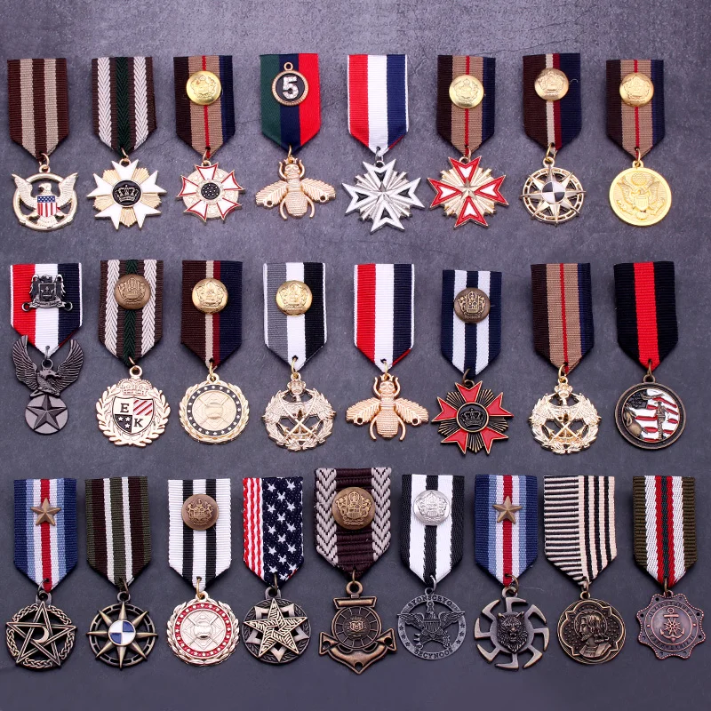 fashion brooch breastpin Order of Merit college army rank patches metal patches badges applique patches for clothing PA-2688
fashion brooch breastpin Order of Merit college army rank patches metal patches badges applique patches for clothing PA-2688