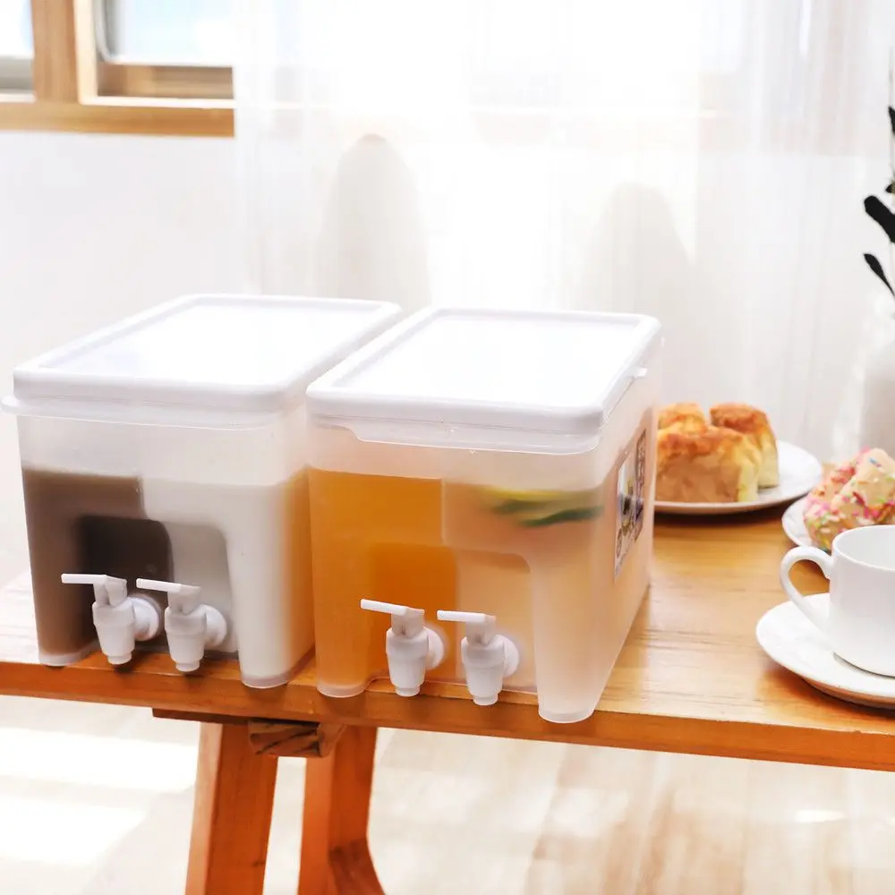 Kitchen Drinkware Lemon Juice Water Jug with Two Faucets Ice Water Infuser Kettle 6000ml Fruit Cool Water Pitcher
Kitchen Drinkware Lemon Juice Water Jug with Two Faucets Ice Water Infuser Kettle 6000ml Fruit Cool Water Pitcher