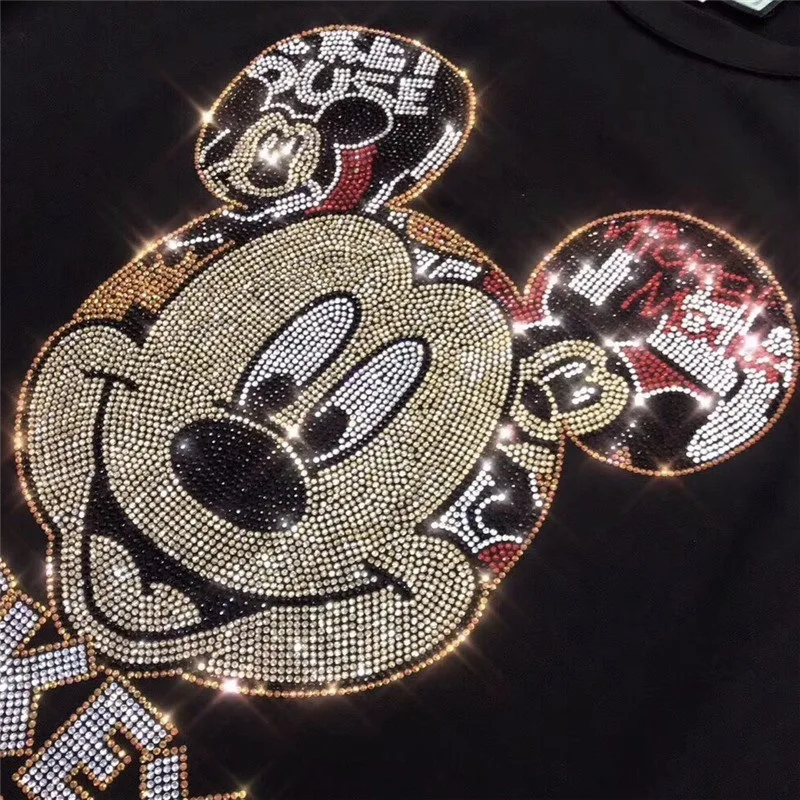 Disney 2021 new cartoon Mickey diamond round neck comfortable half sleeve T-shirt women's Joker fashion blouse women's shirt 
Disney 2021 new cartoon Mickey diamond round neck comfortable half sleeve T-shirt women's Joker fashion blouse women's shirt