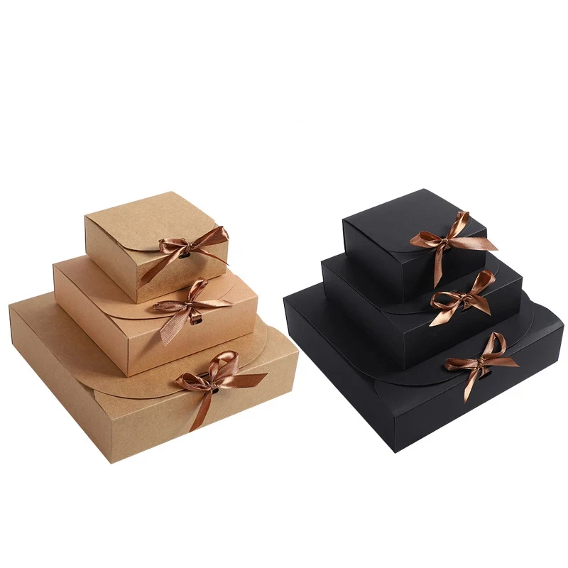 11.5/16.5/24cm 10pcs Flat Square Kraft Paper Clamshell Natale Box White Black Candy Mariage Custom Printing Wedding Gift Box
11.5/16.5/24cm 10pcs Flat Square Kraft Paper Clamshell Natale Box White Black Candy Mariage Custom Printing Wedding Gift Box