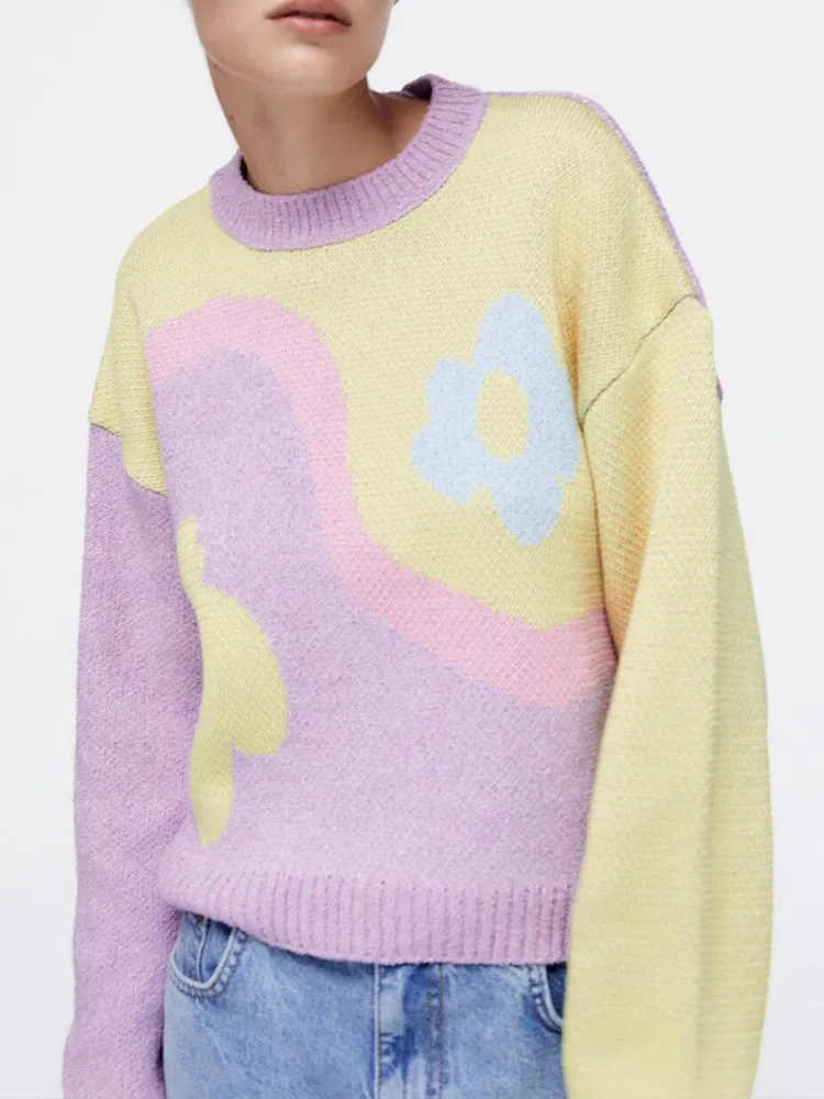 2022 early autumn new women's lazy style sweet temperament color matching flowers round neck long-sleeved sweater
2022 early autumn new women's lazy style sweet temperament color matching flowers round neck long-sleeved sweater