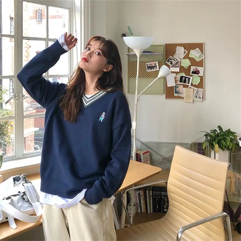 Women's Sweaters Japanese Kawaii Ulzzang Cartoon Bear Color Matching V-neck Sweater Female Korean Harajuku Clothing For Women 
Women's Sweaters Japanese Kawaii Ulzzang Cartoon Bear Color Matching V-neck Sweater Female Korean Harajuku Clothing For Women