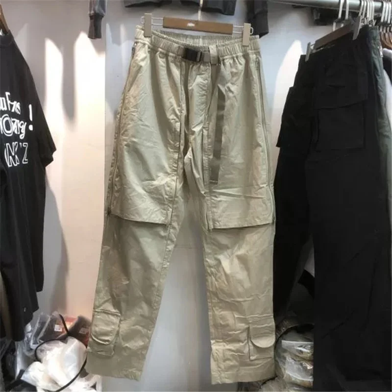 Autumn And Winter Men's And Women's Zipper Pocket Loose High Quality Travis Scott Style Casual Pants
Autumn And Winter Men's And Women's Zipper Pocket Loose High Quality Travis Scott Style Casual Pants