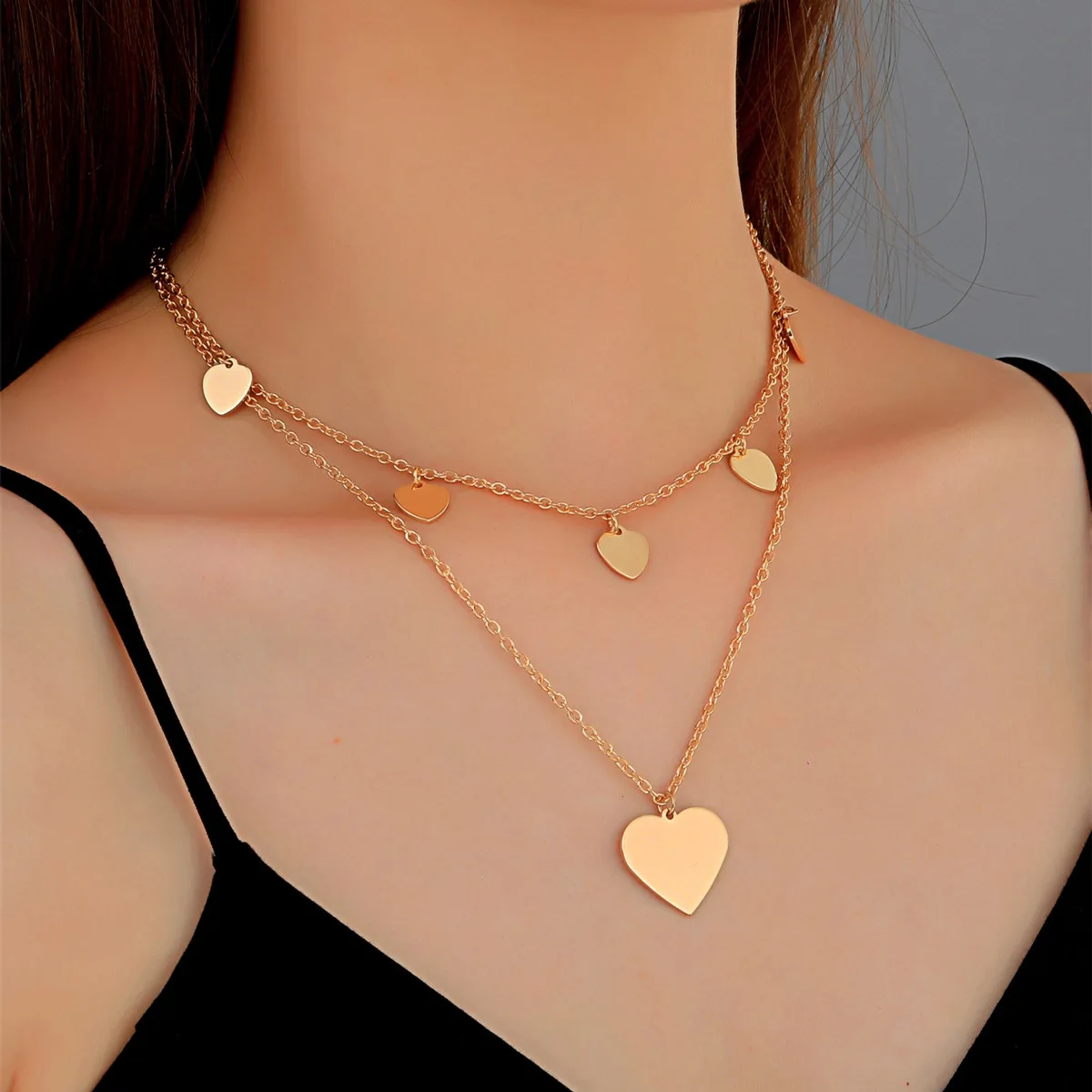 Personalized Retro Multi-Layer Love Heart-Shaped Peach Heart Pendant Necklace Women Gold Alloy Clavicle Chain Jewelry Accessory
Personalized Retro Multi-Layer Love Heart-Shaped Peach Heart Pendant Necklace Women Gold Alloy Clavicle Chain Jewelry Accessory