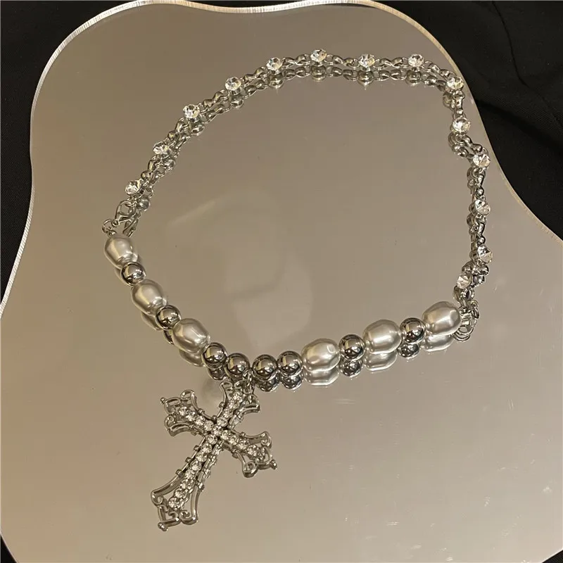 Vintage Minimalist Bling Cross Pendant Necklaces for Women Girl Gift Anniversary Wedding Trendy Neck Jewelry Goth Pearl Necklace 
Vintage Minimalist Bling Cross Pendant Necklaces for Women Girl Gift Anniversary Wedding Trendy Neck Jewelry Goth Pearl Necklace