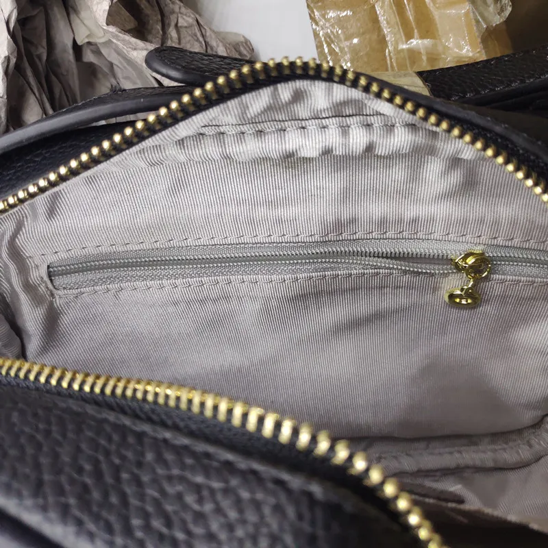 Luxury Women's Tassel Bag 2020 New High-quality Soft PU Leather Ladies Shoulder Messenger Bag Designer Camera Small Square Bag
Luxury Women's Tassel Bag 2020 New High-quality Soft PU Leather Ladies Shoulder Messenger Bag Designer Camera Small Square Bag