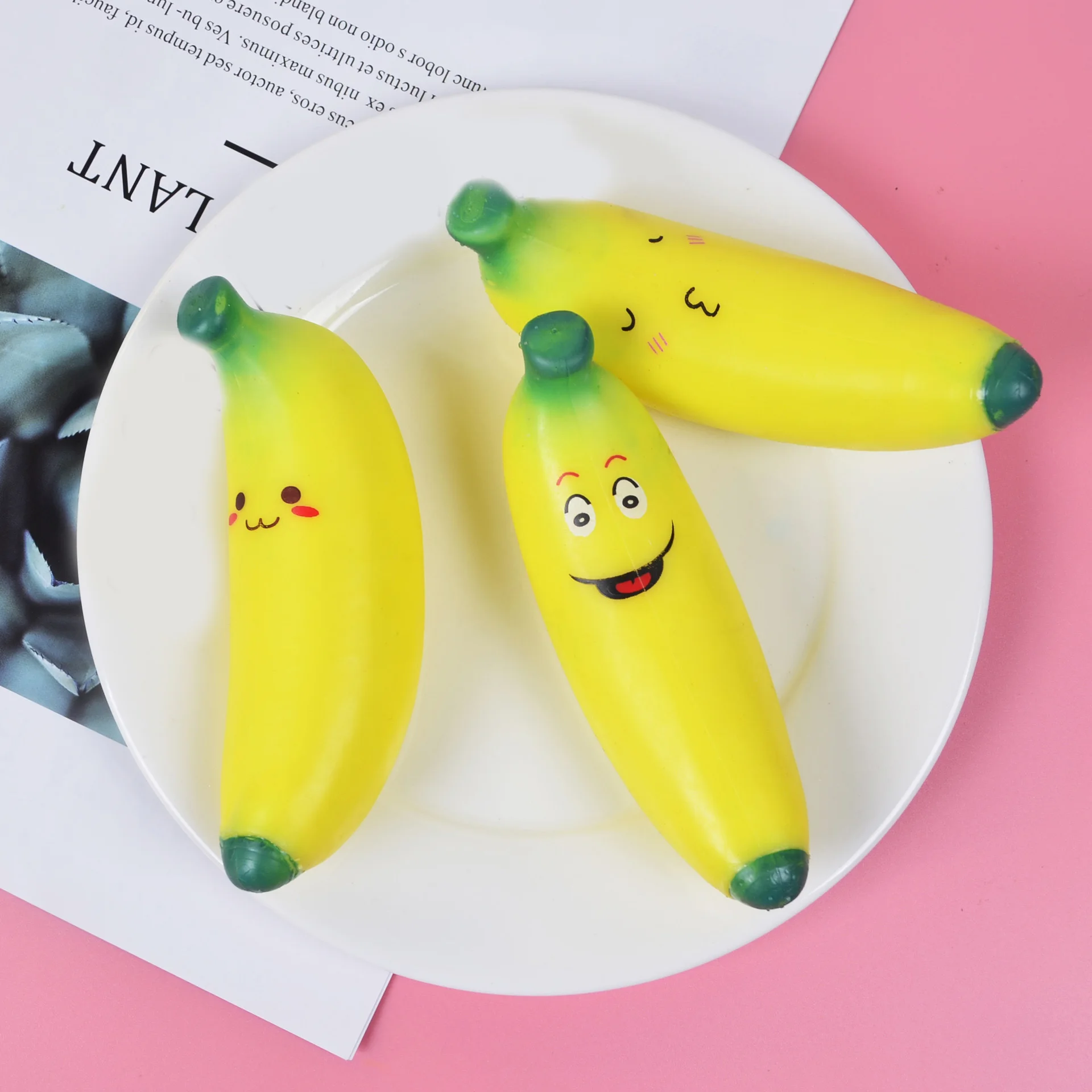 Portable Decompression Toy Simulation Banana Sensory Ball Weird Squeeze Toys for Adult Children FEA889
Portable Decompression Toy Simulation Banana Sensory Ball Weird Squeeze Toys for Adult Children FEA889