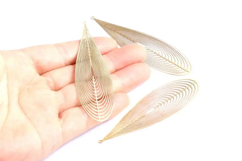 Raw Brass Hollow Out Earring Charms - Exaggerated Earring Charms - Earring Findings - 6Pcs/Lot - 78.4x23.3x0.28mm - JJB4148
Raw Brass Hollow Out Earring Charms - Exaggerated Earring Charms - Earring Findings - 6Pcs/Lot - 78.4x23.3x0.28mm - JJB4148