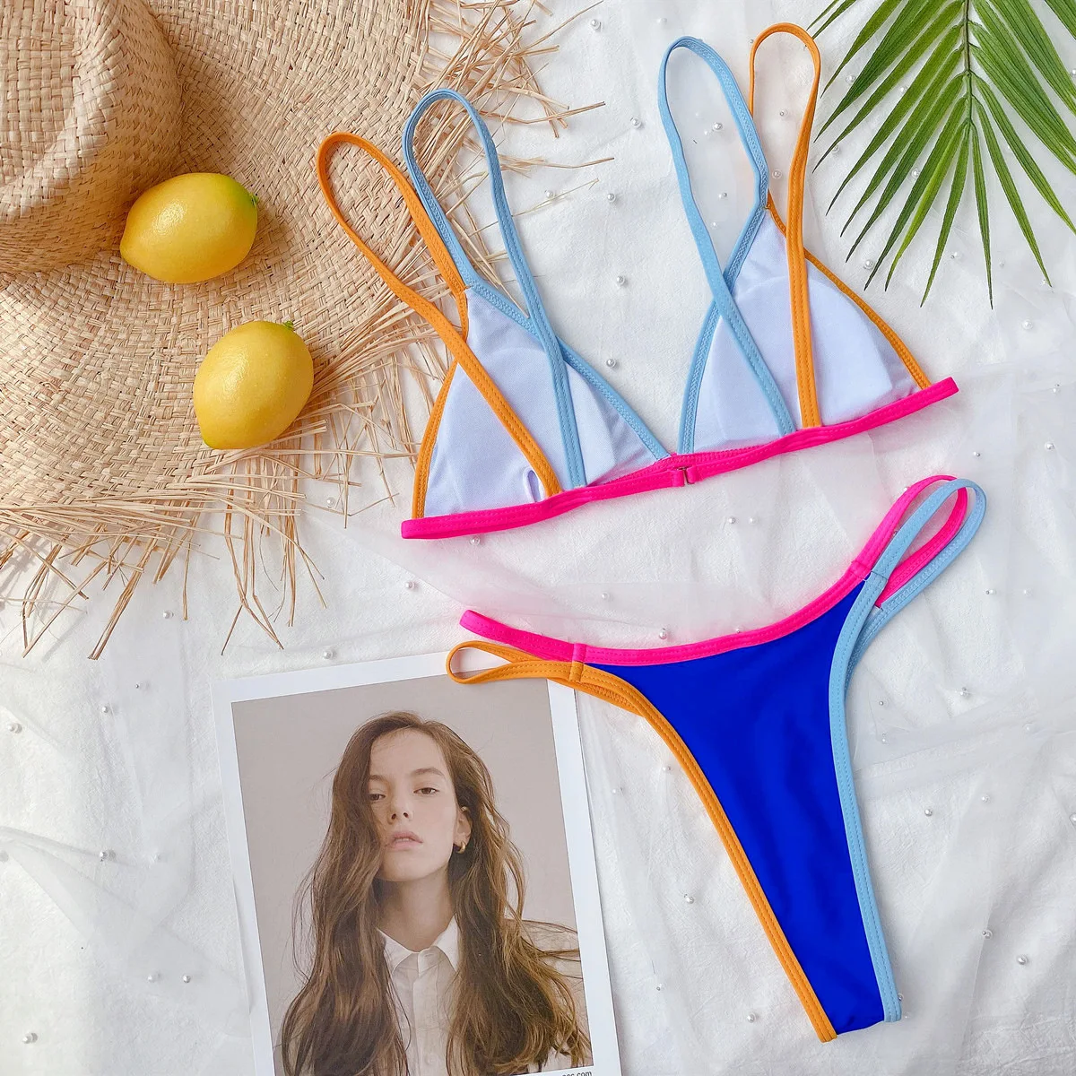 Bikini 2021 Sexy Triangle Splicing Solid Swimsuit Swimwear Women Low Waist Bandage Split Swimwear Bathing Suit Brazilian Bikini
Bikini 2021 Sexy Triangle Splicing Solid Swimsuit Swimwear Women Low Waist Bandage Split Swimwear Bathing Suit Brazilian Bikini