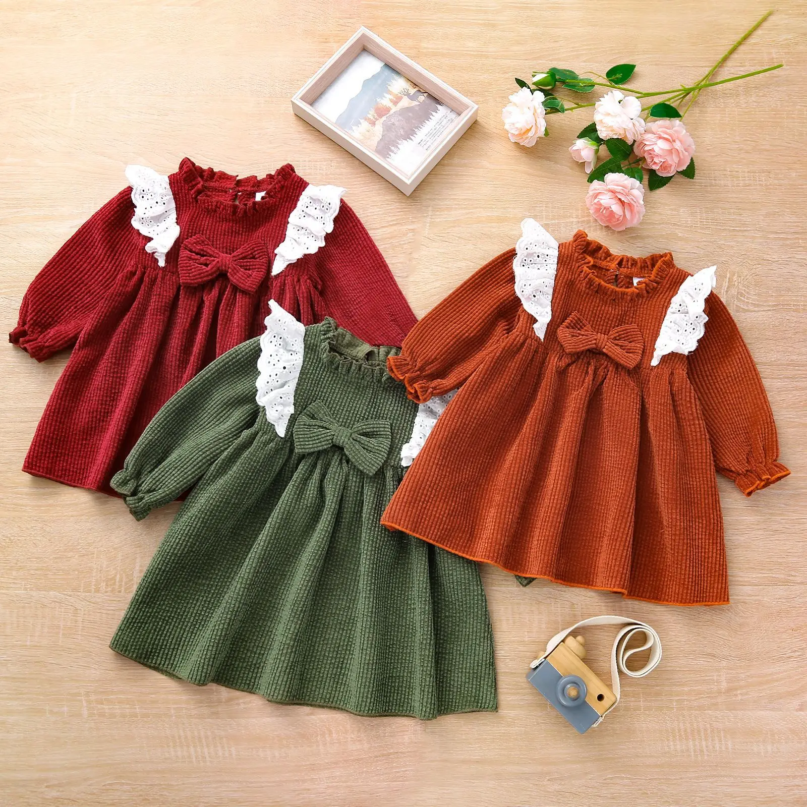 Autumn And Winter New Children's Clothing Girls Casual Dress Long-sleeved Corduroy Hem Short Skirt Princess Dress Clothes
Autumn And Winter New Children's Clothing Girls Casual Dress Long-sleeved Corduroy Hem Short Skirt Princess Dress Clothes