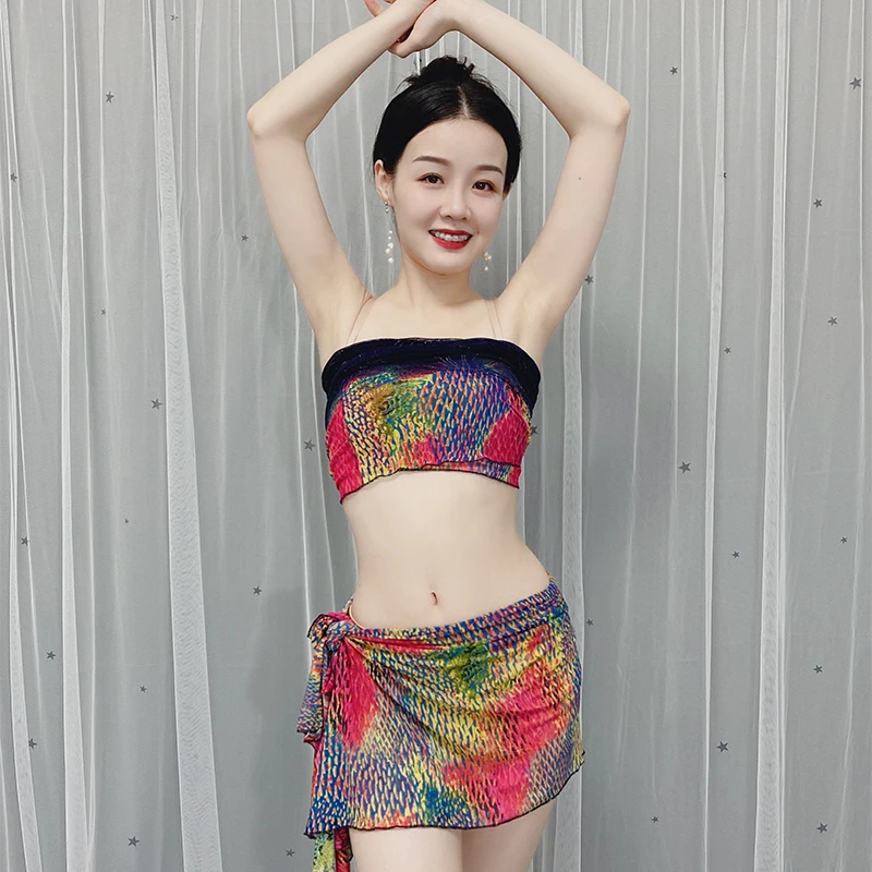 Belly Dance Practice Clothes 2021 New Summer Suit Sexy Two-piece Color Beautiful Beach Belly Dance With Chest Pad NEW
Belly Dance Practice Clothes 2021 New Summer Suit Sexy Two-piece Color Beautiful Beach Belly Dance With Chest Pad NEW