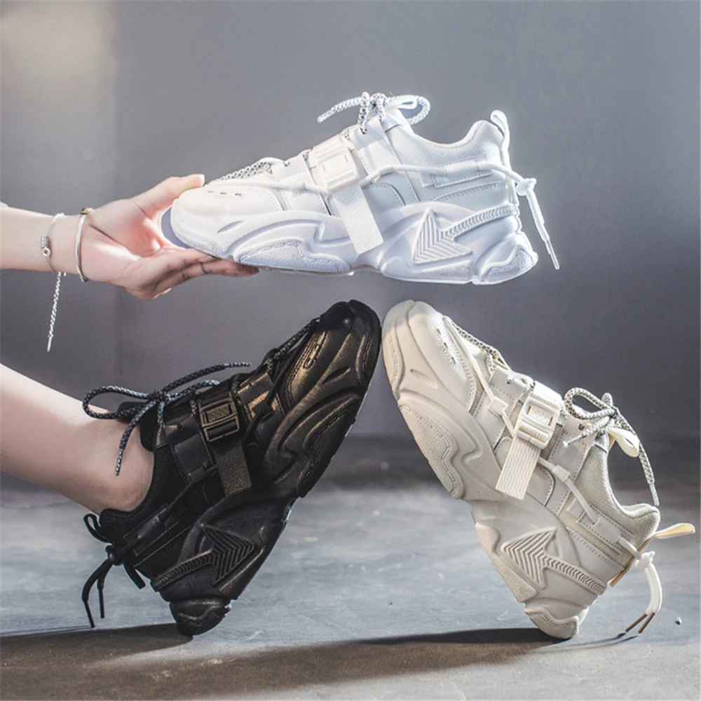 Big size Reflective Sneakers Women Platform Spring Autumn Casual Shoes Vulcanized sports shoes Female Black Designer 2020 New 44
Big size Reflective Sneakers Women Platform Spring Autumn Casual Shoes Vulcanized sports shoes Female Black Designer 2020 New 44