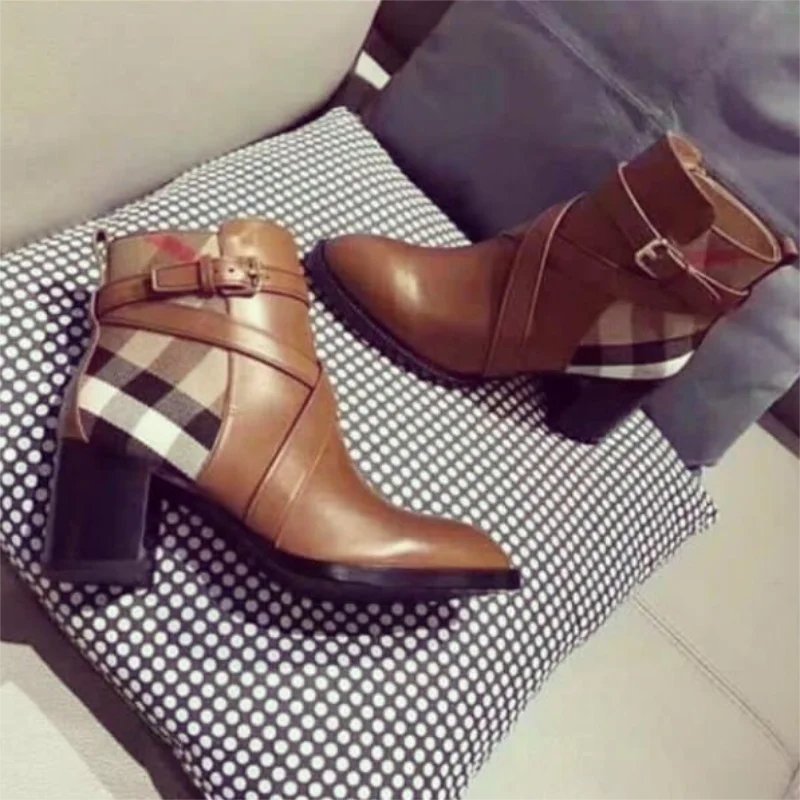Women's Boots 2020 New High-quality Pu Leather Casual Fashion Women's British Retro Classic Put on Martin Boots HD315
Women's Boots 2020 New High-quality Pu Leather Casual Fashion Women's British Retro Classic Put on Martin Boots HD315