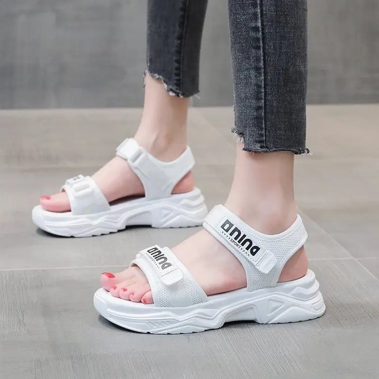 Sandals women summer 2021 new student soft bottom net red sports children's beach fashion girls princess women's sandals
Sandals women summer 2021 new student soft bottom net red sports children's beach fashion girls princess women's sandals