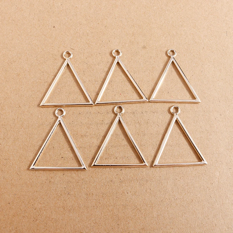 15Pcs 31*35mm Geometric Figure Charm Hollow Triangle Tray Pendant Charms DIY Bracelet Necklace Handmade Bezel Mold Accessories
15Pcs 31*35mm Geometric Figure Charm Hollow Triangle Tray Pendant Charms DIY Bracelet Necklace Handmade Bezel Mold Accessories