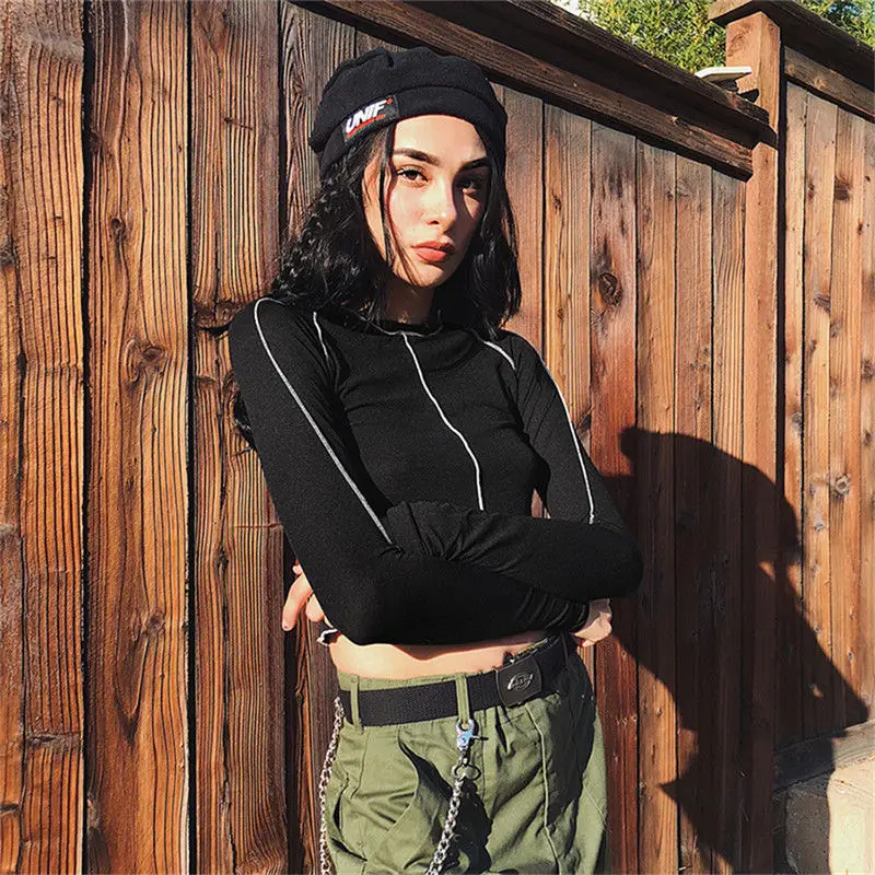 Women's street simple retro fashion new spring and autumn long-sleeved T-shirt round neck sexy slim slim short top 
Women's street simple retro fashion new spring and autumn long-sleeved T-shirt round neck sexy slim slim short top