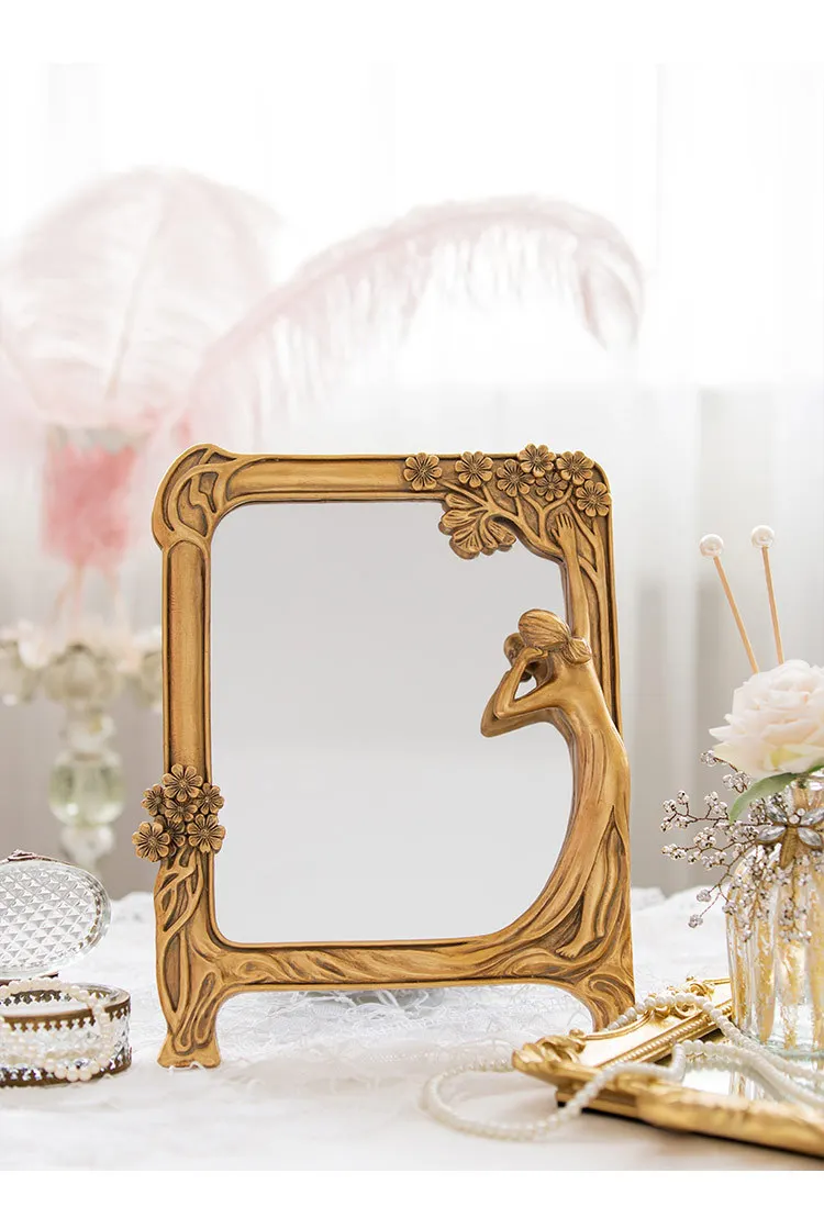 Dressing Table Girl Creative Mirror Frame Gold Table Square Mirror European Round Simple Retro Makeup Mirror Frame 328658
Dressing Table Girl Creative Mirror Frame Gold Table Square Mirror European Round Simple Retro Makeup Mirror Frame 328658