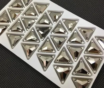 New jet Hematite Color 3270 Triangle 12mm 16mm 22mm Sew On Stone Flatback 3holes Sewing Glass Crystal Beads Dress Jewelry Making
New jet Hematite Color 3270 Triangle 12mm 16mm 22mm Sew On Stone Flatback 3holes Sewing Glass Crystal Beads Dress Jewelry Making