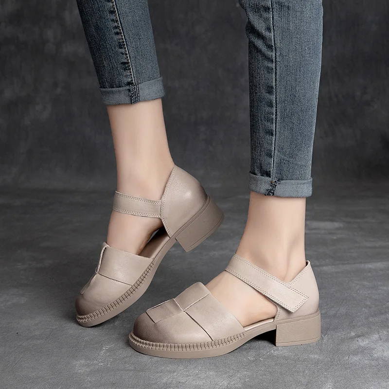 Summer Side Empty Covered Toe Velcro Women's Sandals Cow Leather Shoes Casual Square Heel Shoes Non-slip Wear-resistant Shoes
Summer Side Empty Covered Toe Velcro Women's Sandals Cow Leather Shoes Casual Square Heel Shoes Non-slip Wear-resistant Shoes