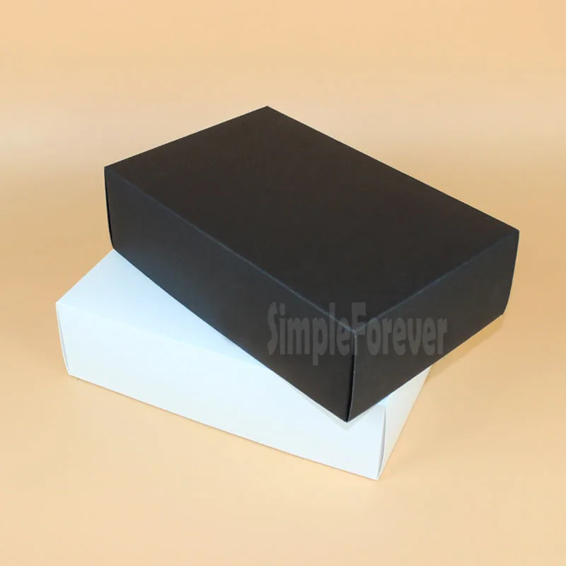 28*18*8cm 50pcs Large Black White Paper Gift Box Big Gift Kraft Cardboard Box for T-shirt Shoes Underwear
28*18*8cm 50pcs Large Black White Paper Gift Box Big Gift Kraft Cardboard Box for T-shirt Shoes Underwear