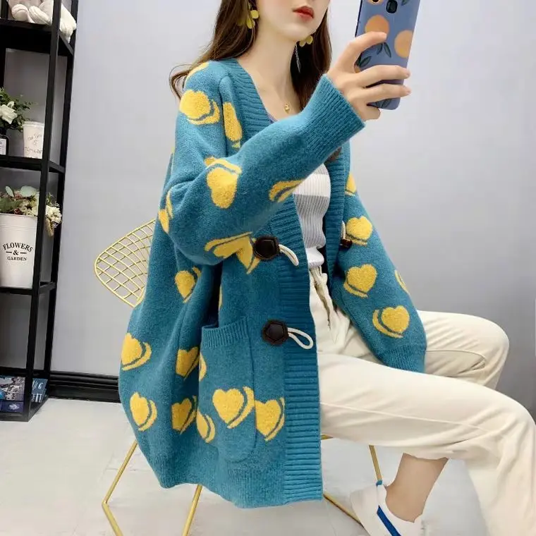 Women V Neck Single Button Cardigan 2021 Female Long Sleeve Sweater Autumn Ladies Knitted Loose Casual Oversize Jumper Q115
Women V Neck Single Button Cardigan 2021 Female Long Sleeve Sweater Autumn Ladies Knitted Loose Casual Oversize Jumper Q115