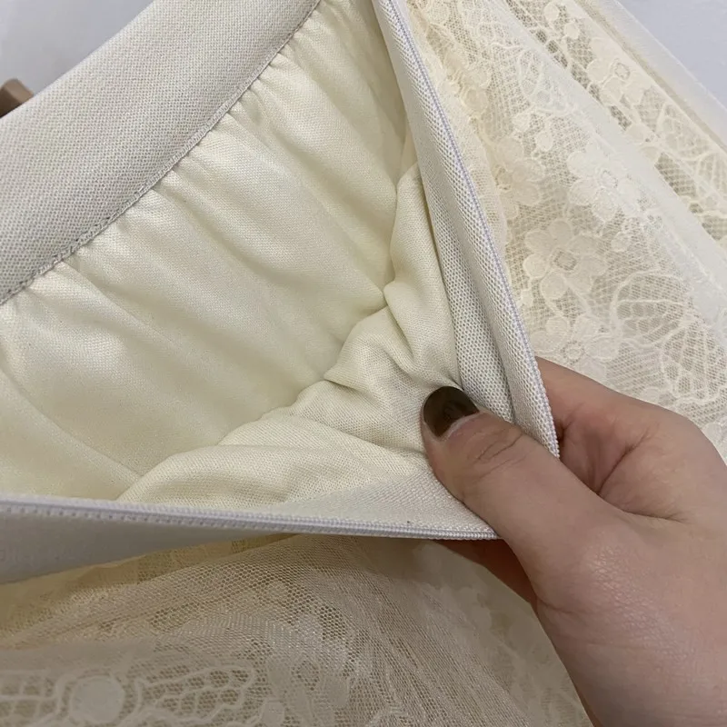 2021 Summer New Elastic High Waist Slim Simple Black Pleated Skirt All-match Casual Women A-line Lace Long Skirt Free Shipping
2021 Summer New Elastic High Waist Slim Simple Black Pleated Skirt All-match Casual Women A-line Lace Long Skirt Free Shipping